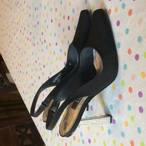 Stuart Weitzman evening shoes  size 7